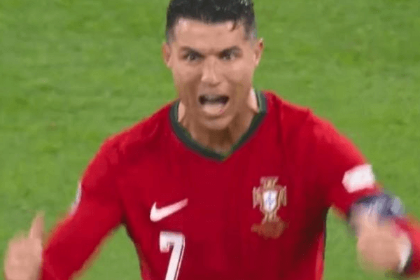  上海三菱重工队员观赛欧洲杯：C罗的职业精神是每个中国球员的榜样