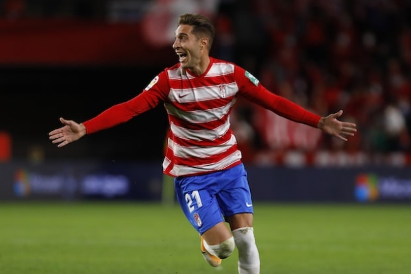  塞维利亚险胜格拉纳达创下西甲历史纪录