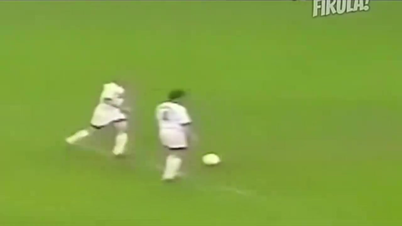  统治级的赛场表现感受外星人罗纳尔多的华丽足球